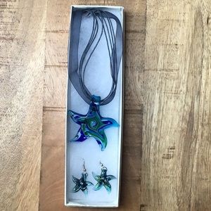 Glass starfish pendant and earring set